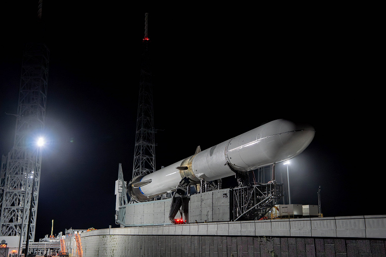 Ракета New Glenn готова к комплексному огневому тесту перед отправкой миссии к Марсу